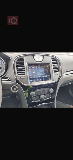 کرایسلەر 300